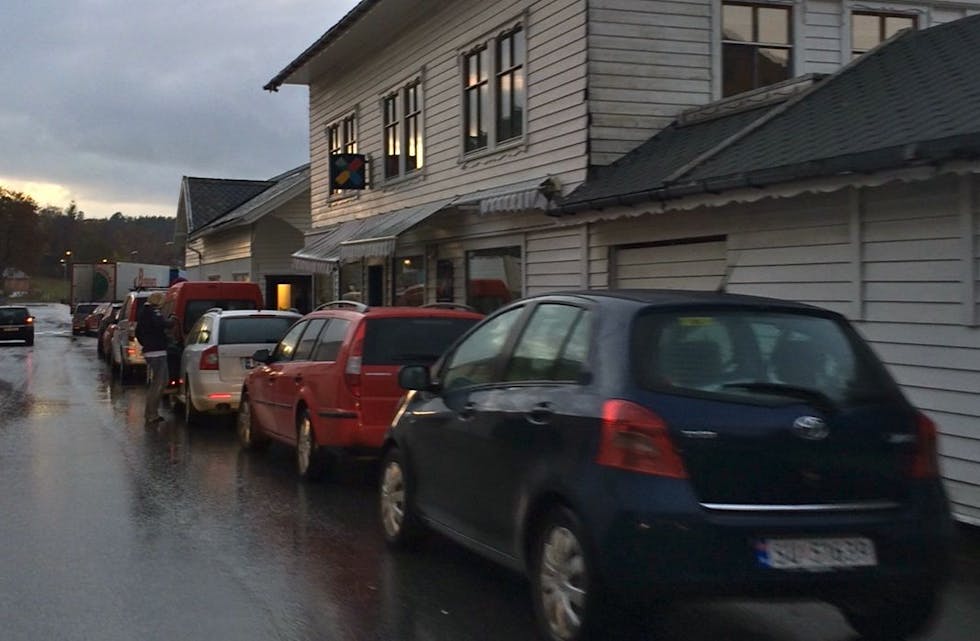 Frå Skånevik sentrum onsdag ettermiddag. Foto: Liv Astrid H. Hesjedal