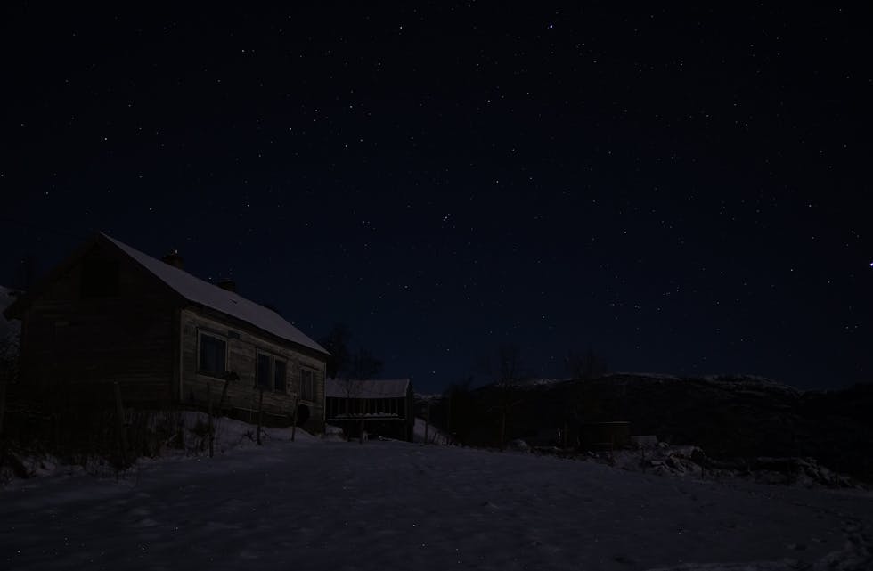 Spøkelseaktig stemning på Berge. 
Foto: Bjørn Tore Grønstad