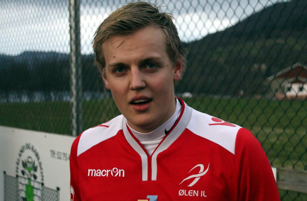 Rune Torstenbø avgjorde då Ølen slo Vats94/Skjoldar 1-2. Foto: Magne Skålnes