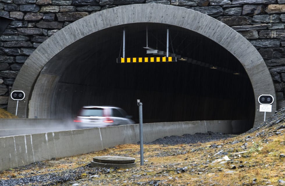 Det lokale brannvesenet meiner Stordalstunnelen ikkje tilfredsstiller forskriftane. Det er er Statens vegvesen ikkje einig i.
FOTO: TORSTEIN NYMOEN