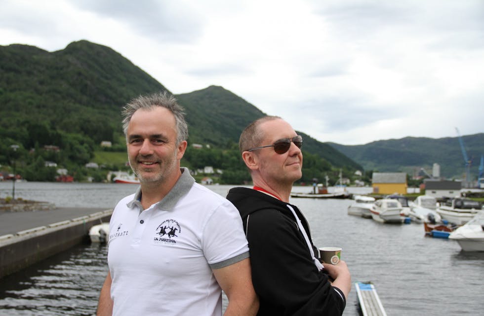 Sveinung Bjelland (t.v) og Jon Ørnes ser tilbake på 20 innhaldsrike år med Pakkers. 
Foto: Grethe Hopland Ravn