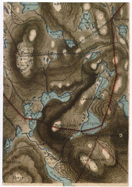 På meir enn 100 år gamle kart går det klart fram at kommunegrensa alltid har lege vest for Reinsfossvatnet.