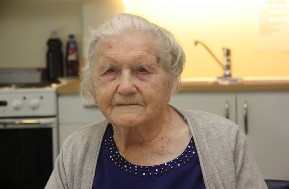 Kristine Mæland frå Blikrabygda i Vats feira 105-årsen sin på omsorgssenteret i Ølen.
Foto: Irene Mæland Haraldsen