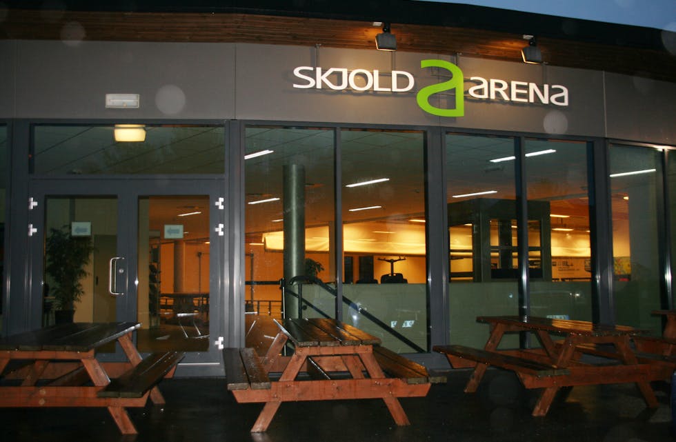 Oppgraderingane og utbygginga av nytt klubbhus til idrettslaget Skjoldar har fått ein prislapp på 2,5 millionar kroner. Foto: Sirianne Vikestad
