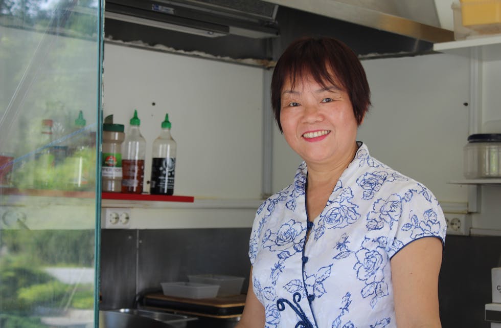Xuquan Li har opna utsal av kinesisk mat i Skjold. Ho har i fleire år drive eigen restaurant.
Arkivfoto: Øystein Silde Frønsdal
