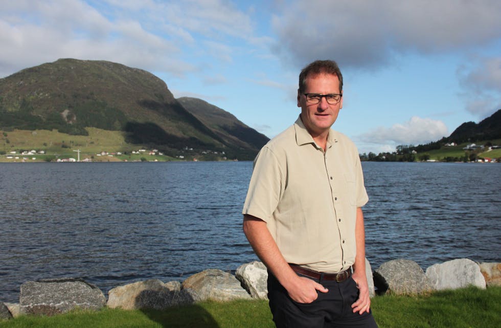 Andrew Greenwood frå Ølen er ikkje fornøgd med den politiske og byråkratiske prosessen som til nå har vore rundt vindkraft-utbygging i Vindafjord.
Foto: Øystein Birkenes