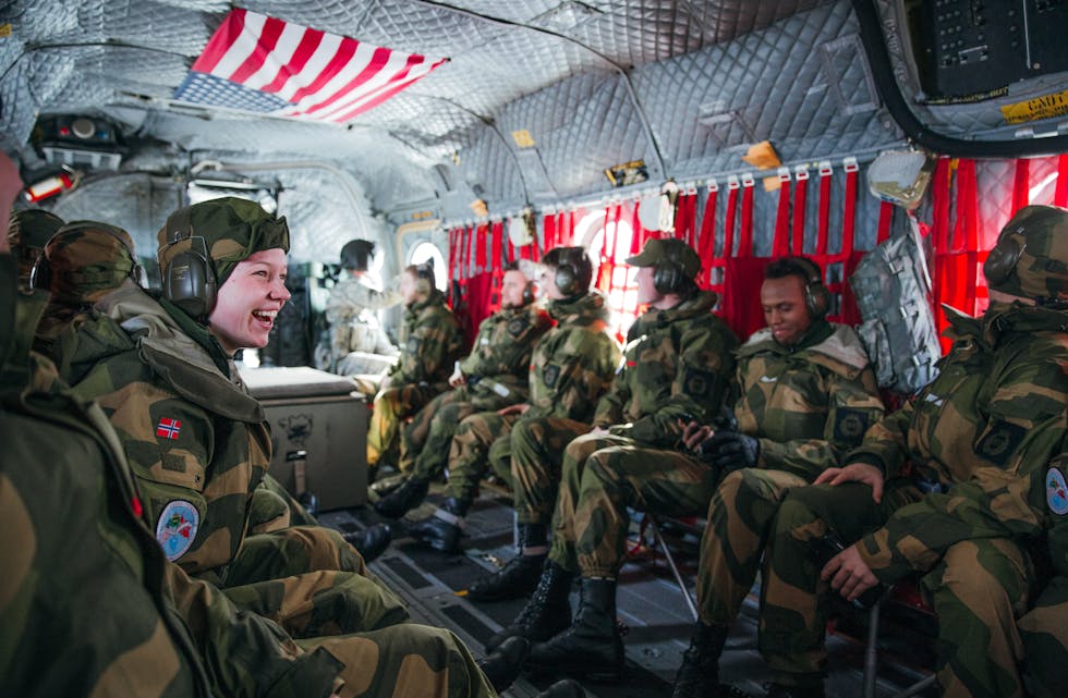 Den norske NOREX-kontingenten i USA fekk ein tur rundt leiren Camp Ripley i eit CH-47 Chinook transporthelikopter under NOREX 2019. 
Foto: Karoline Lillemo/Forsvaret