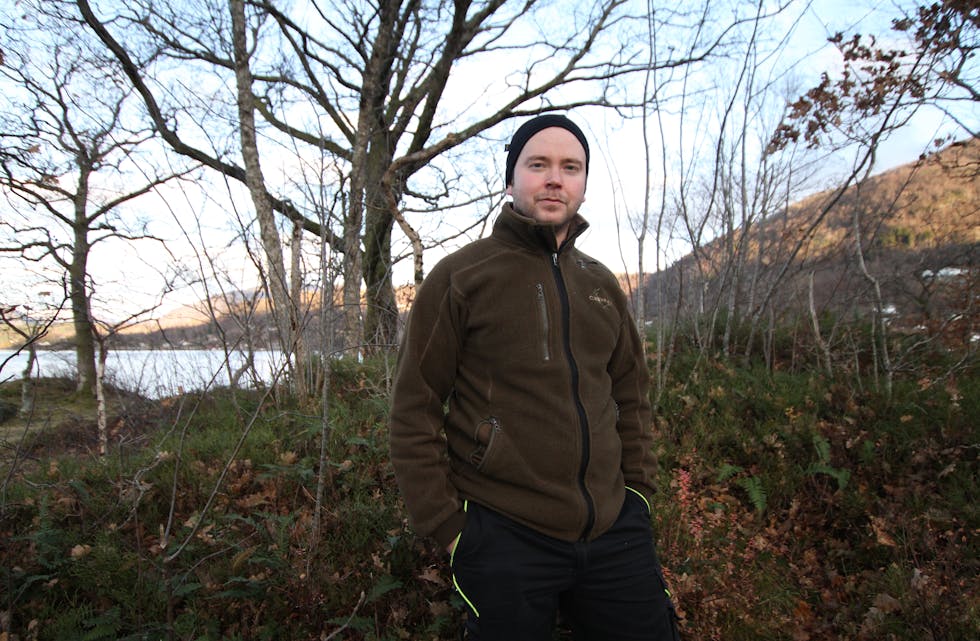 Svein Inge Åkra (35) frå Skånevik er ein erfaren revejeger, og fekk vandrepokal for innsatsen frå sau- og geitelaget i Etne i fjor.
Foto: Øystein Birkenes