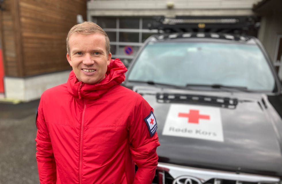 Erlend Håheim er ein av drivkreftene bak Etne Røde Kors Hjelpekorps. Den frivillige staben har hatt ein uvanleg hektisk haust med mange redningsoppdrag.
Foto: Arne Frøkedal