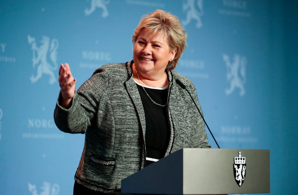 Statsminister Erna Solberg meiner det er grunn for å gjera unntak for talet på julegjester.
Foto: Jil Yngland / NTB