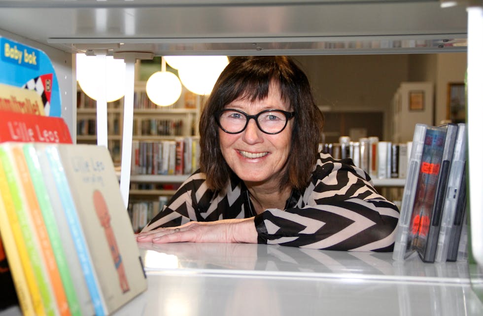 Any Heggebø har sju arbeidsdagar igjen før ho går av med pensjon etter 42 år som biblioteksjef. Ho både gler seg, og gruar seg. 
Foto: Grethe Hopland Ravn