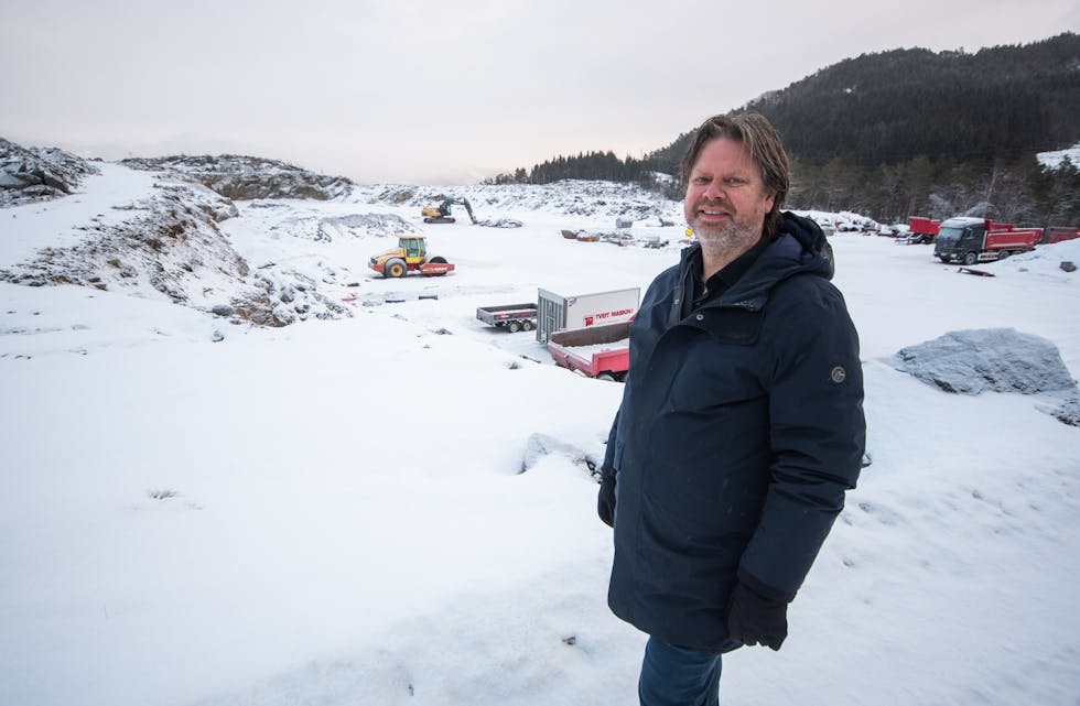 Totalt 140 mål her på Fikse er sett av til industri-utvikling. Kommunalsjef Hans Erik Lundberg håpar området er byggeklart i 2023.
FOTO: TORSTEIN TYSVÆR NYMOEN