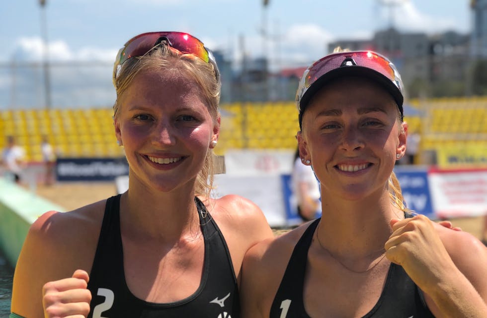 Sunniva Helland-Hansen (t.v.) og Ingrid Lunde drar snart til Qatar der det norske jentelandslaget for aller første gong får delta i den årlege World Tour-turneringa. 
Foto: Privat