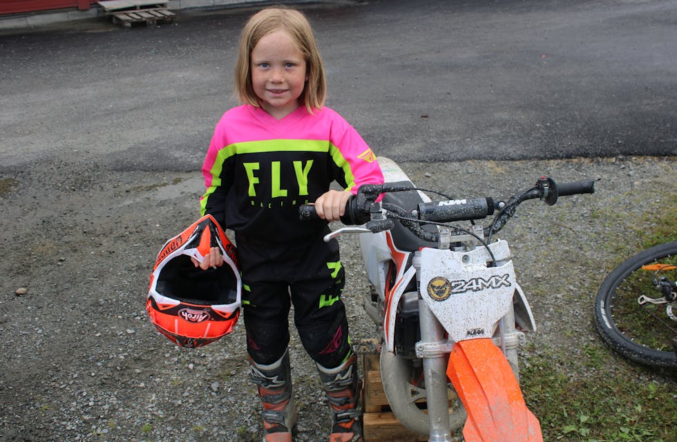 Elina Ljung Johansen har ambisjonar innan motocross. Foto: Svein-Erik Larsen