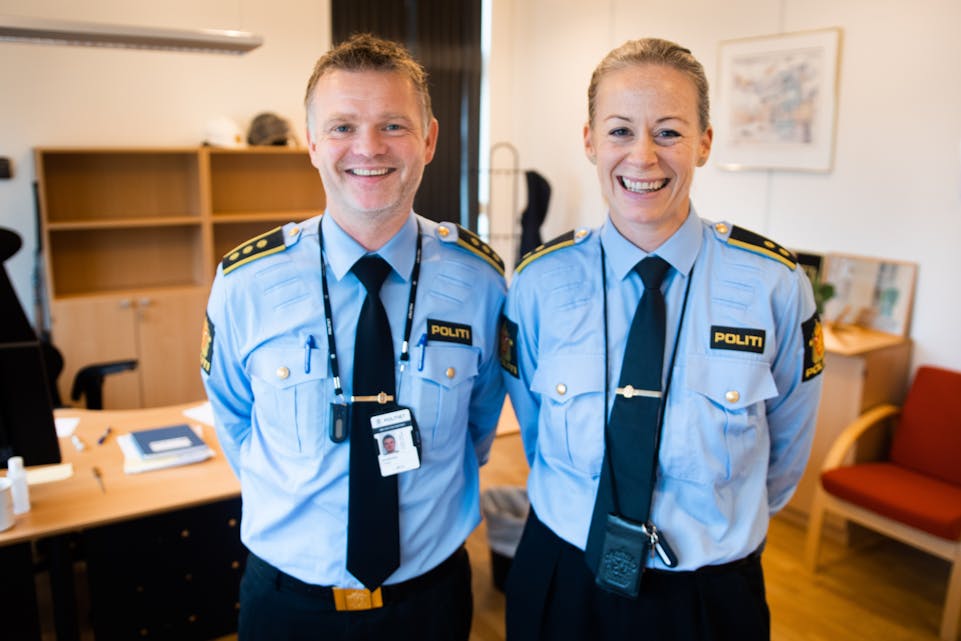 Fredrik Alvestad og Kari Rørtveit har no starta opp i stillingane som høvesvis stasjonssjef og seksjonsleiar ved Etne og Vindafjord politistasjon.
FOTO: TORSTEIN TYSVÆR NYMOEN