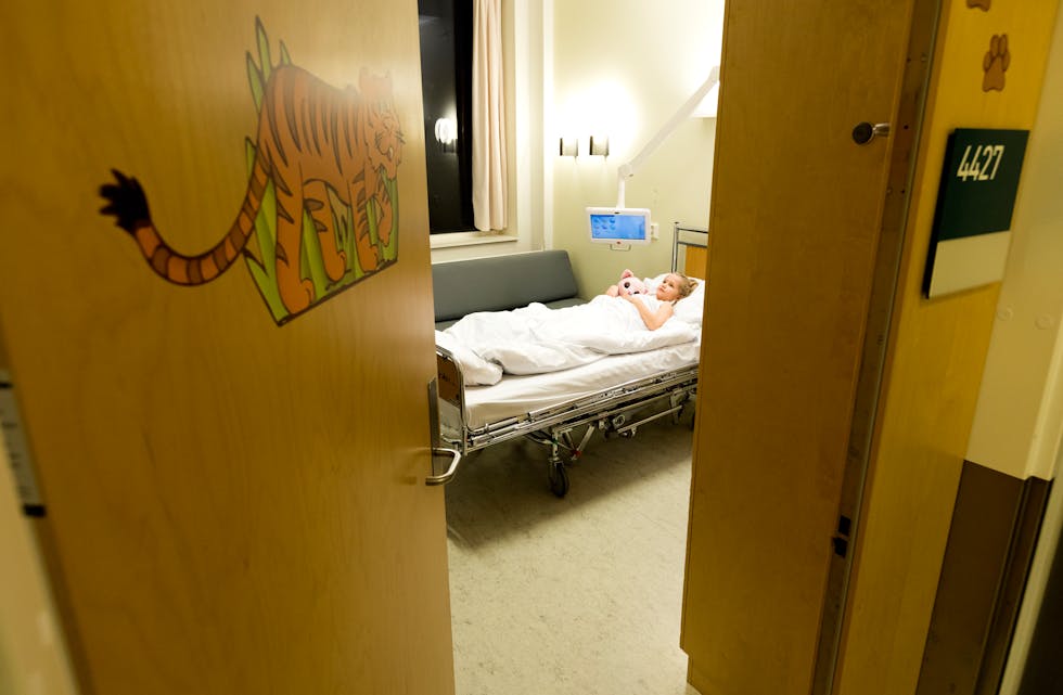 Hundrevis av norske barn må kvart år leggjast inn på sjukehus på grunn av influensa. FHI oppmodar foreldre med barn i risikogruppene om å vaksinere barna. Illustrasjonsfoto: Gorm Kallestad / NTB / NPK