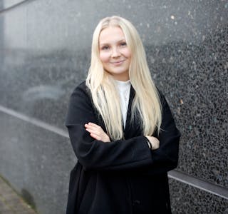 Emma Bjelland Ingebrigtsen er ny skribent for Grannar. 
Foto: Rina Aspmo
Grannar-skribent Emma Bjelland Ingebrigtsen, får utmerking av Nobels Fredssenter. Foto: Rina Aspmo