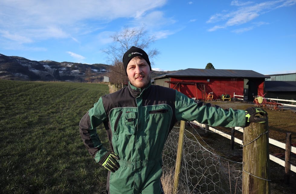 Alvorleg situasjon. Anders Hundseid er både konsernsjef i milliardkonsernet Fatland og bonde. Nå ber han om krisemøte med Regjeringa for å få eit berekraftig landbruk.
Pressefoto