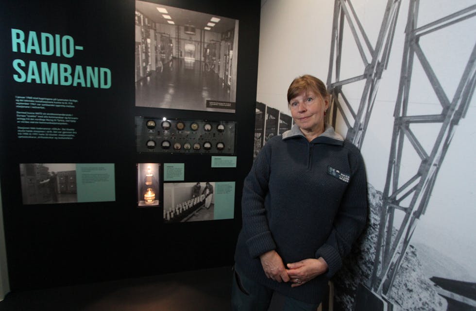 Delar av historia til Nato-stasjonen på Lysenuten er dokumentert gjennom ei utstilling på Vikedalsmuseet. Informantane, dei som jobba der, er heilt sentrale for å få til utstillinga, ifølgje Monica N. Haugan ved museet. 
Foto: Jon Edvardsen