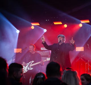 God stemning på Bjørn Eidsvåg-konserten under Vikedal Roots Music Festival. 