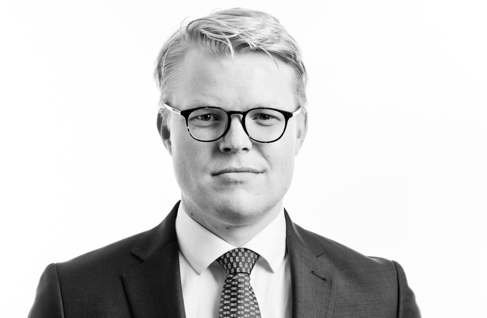 Advokat Ove Kahrs Wangensteen er oppnemnd som forsvarar til ein mann i 20-åra tysdag blei sikta for grov kropsskade og likskjending på Karmøy.