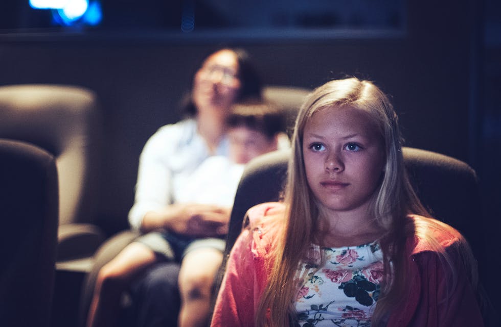 Fra nyttår overtar filmdistributørene ansvaret for å sette aldersgrenser på filmer som vises på kino i Norge. Illustrasjonsfoto