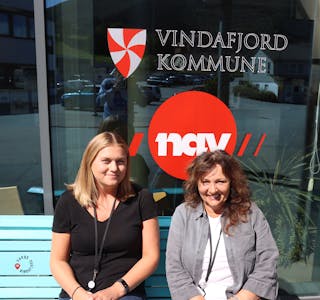 Miriam Aareskjold og Trude Enge i NAV Etne-Vindafjord fungerer som eit bindeledd mellom utleigarar og flyktningar.