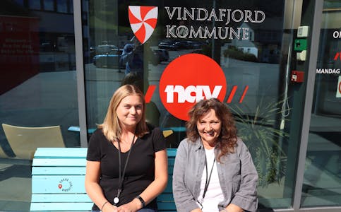 Miriam Aareskjold og Trude Enge i NAV Etne-Vindafjord fungerer som eit bindeledd mellom utleigarar og flyktningar.