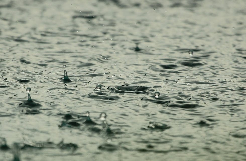 Regnet bøtta ned i juli. Målestasjonen på Hundseid i Vikedal var blant dei tre våtaste.
Illustrasjonsfoto