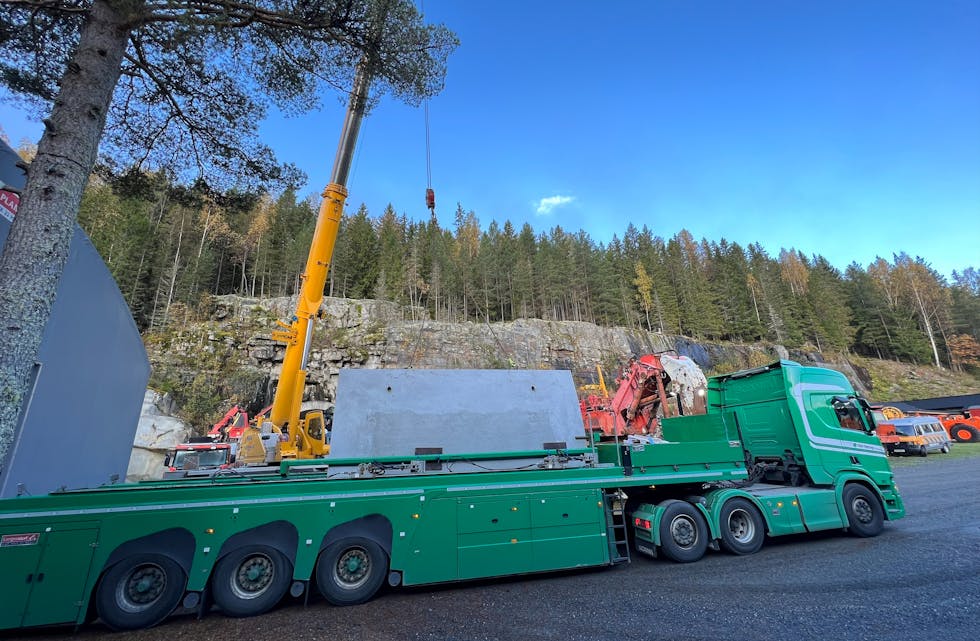 Tunnel-elementet måtte frakts på spesialtransport frå Sveio til Lillehammer.
FOTO: NORSK VEGMUSEUM
