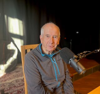 Larsemann Lundal er gjest i Grannar-podden, der han fortel om livet på Markhus - og Markhusfjella gjennom sine 81 år. 
Foto: Grethe Hopland Ravn