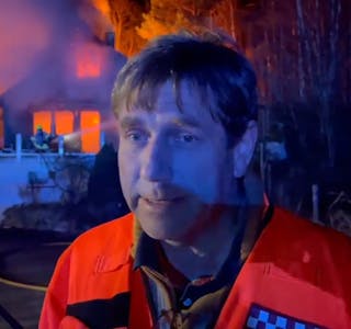 Lesarbrev-forfattar Ole Martin Grindheim var innstsleiar frå Etne brann og redning då eit hus brann ned på Sande i november i 2023.
FOTO: GRETHE HOPLAND RAVN