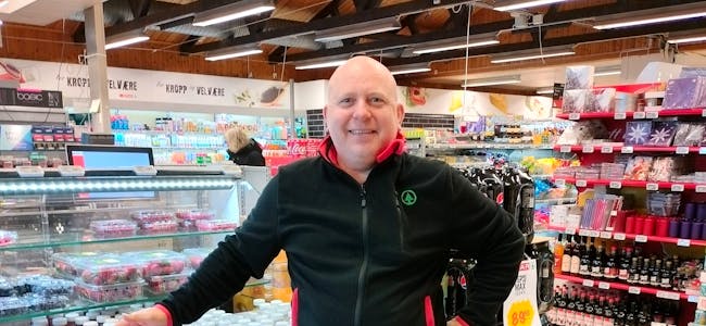 Arne Odland har starta som butikksjef på Spar Skånevik. Han vil skape vekst og utvikling. Foto: Privat