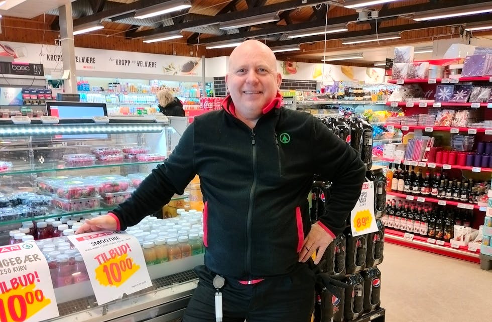 Arne Odland har starta som butikksjef på Spar Skånevik. Han vil skape vekst og utvikling. Foto: Privat