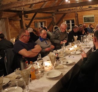 I overkant av 40 bønder hadde tatt turen til Bondemøtet på Rabbane Gard i Ølen. 