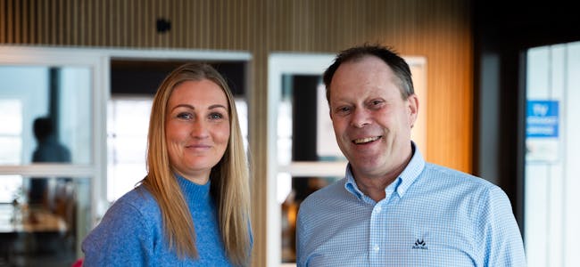 Kontraktskoordinator Kjersti Reiersen og dagleg leder i Omega 365 Consulting, Leon Dyngeland ser
faem til samarbeidet med Equinor ASA.
FOTO: OMEGA 365