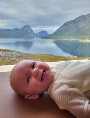 attlwM__cGljXDVf1gw_9k743mywSmEgNda5Rz4FcvnOvM